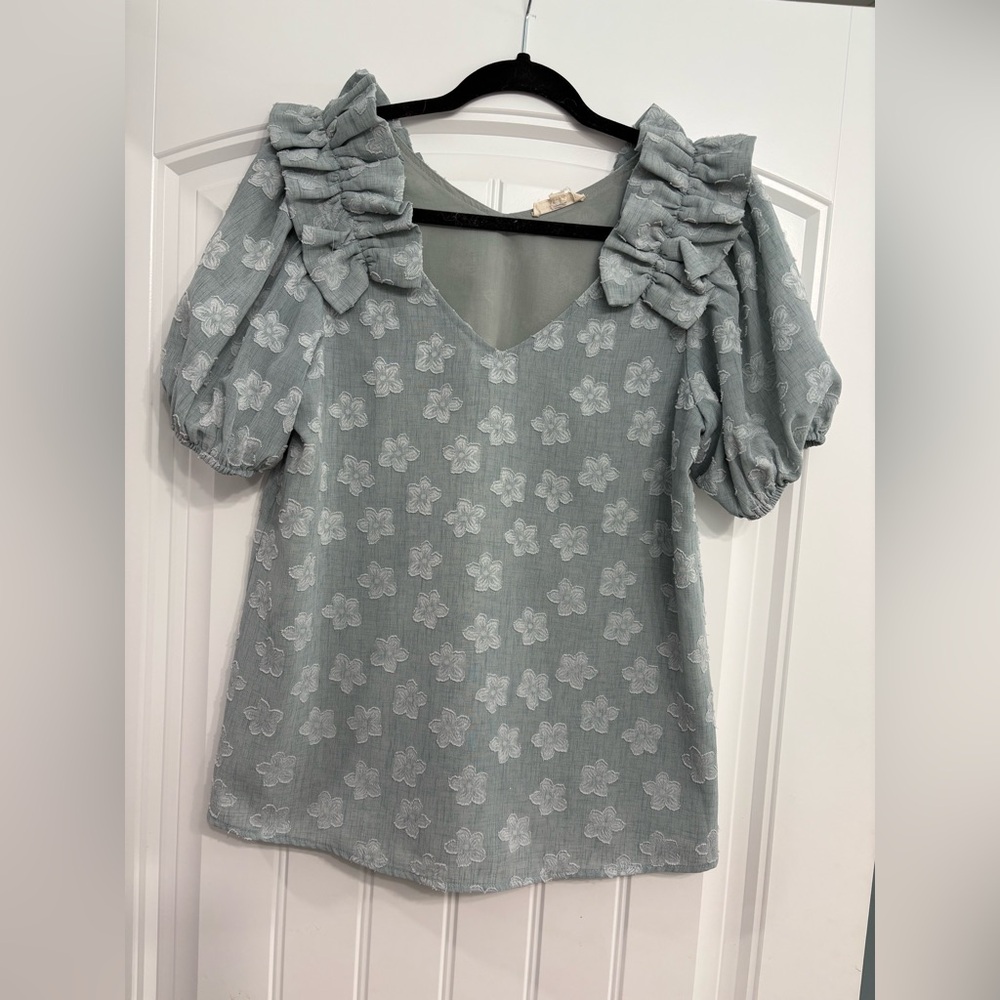 Entro puff sleeve blouse women's small